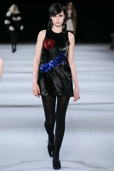 Look 23